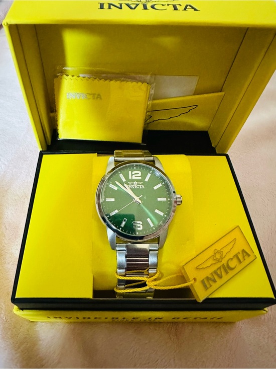 Invicta Other - Invicta Men's Watch with Green Dial and Silver Bracelet 43mm